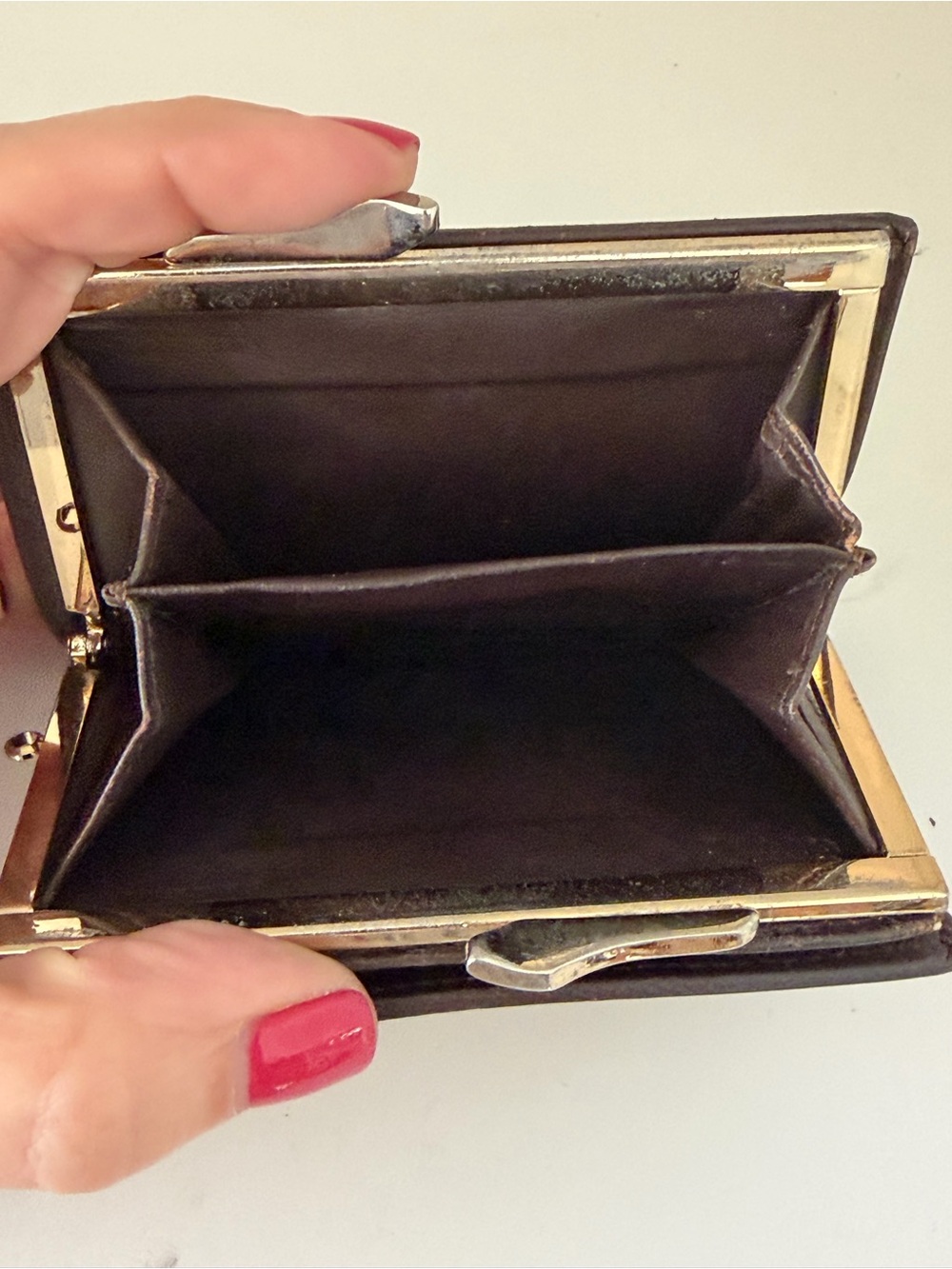 Burberry Vintage Check Kiss Lock Wallet - Picture 7 of 11